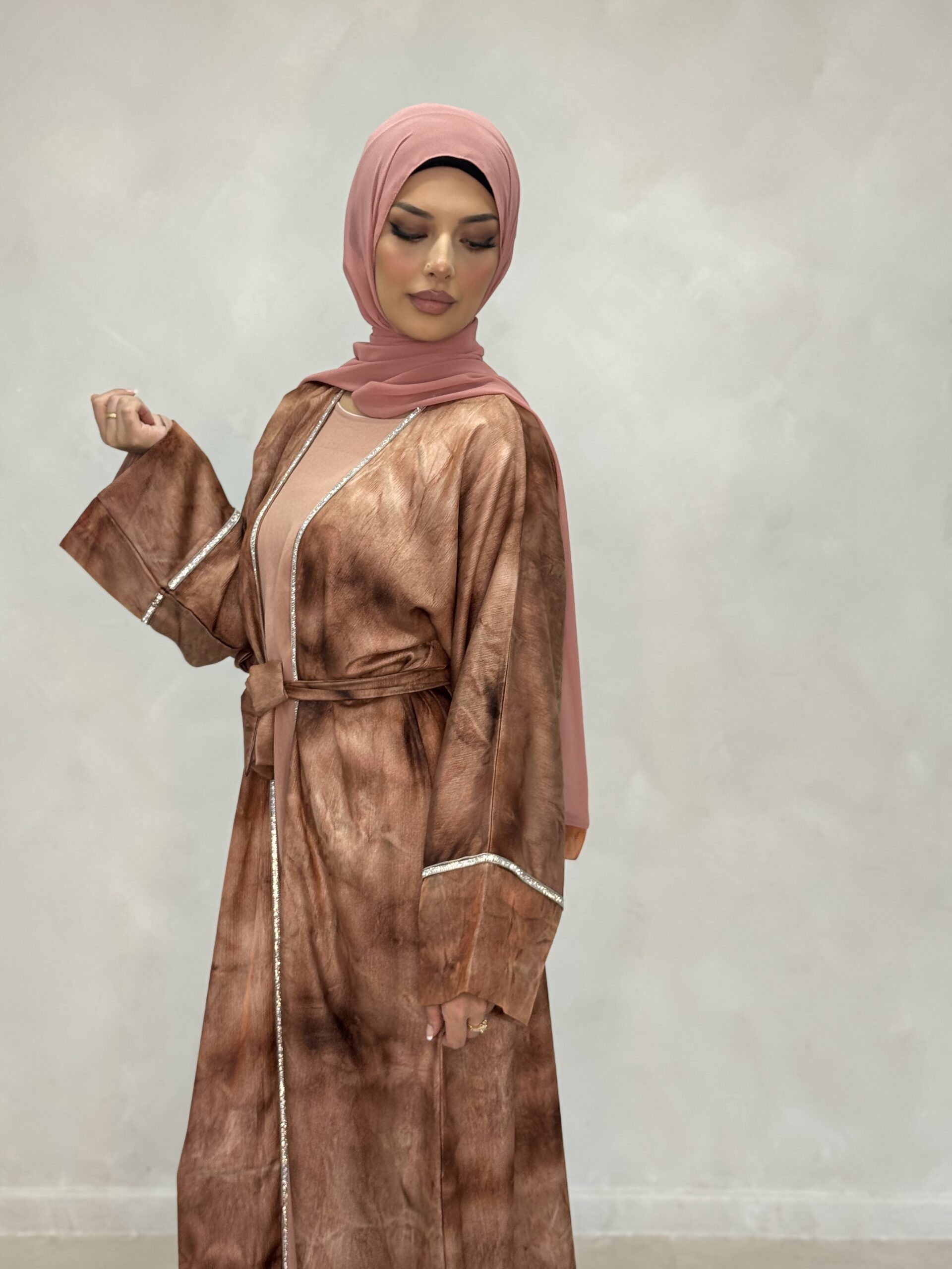 Liyana Abaya - Image 6
